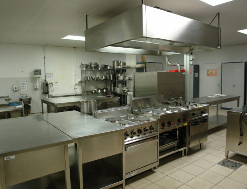 Grease-Heavy Lines: Why Restaurants Need Scheduled Jetting